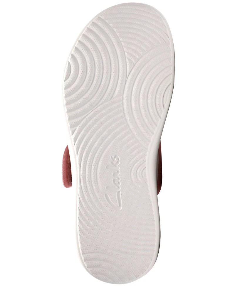 Clarks Women's Solevana Star Round Toe Sandals