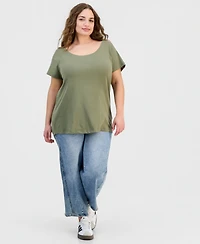 Aveto Trendy Plus Scoop-Neck T-Shirt