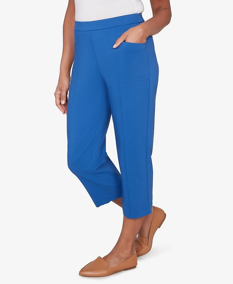 Alfred Dunner Women's The Royal Treatment Relaxed Flat Front Patch Pocket Capri