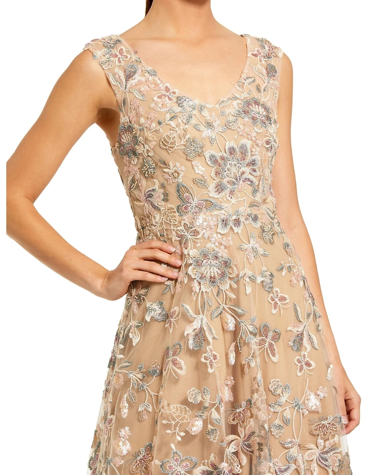Mac Duggal Women's Floral Embroidered Sleeveless V Neck Gown