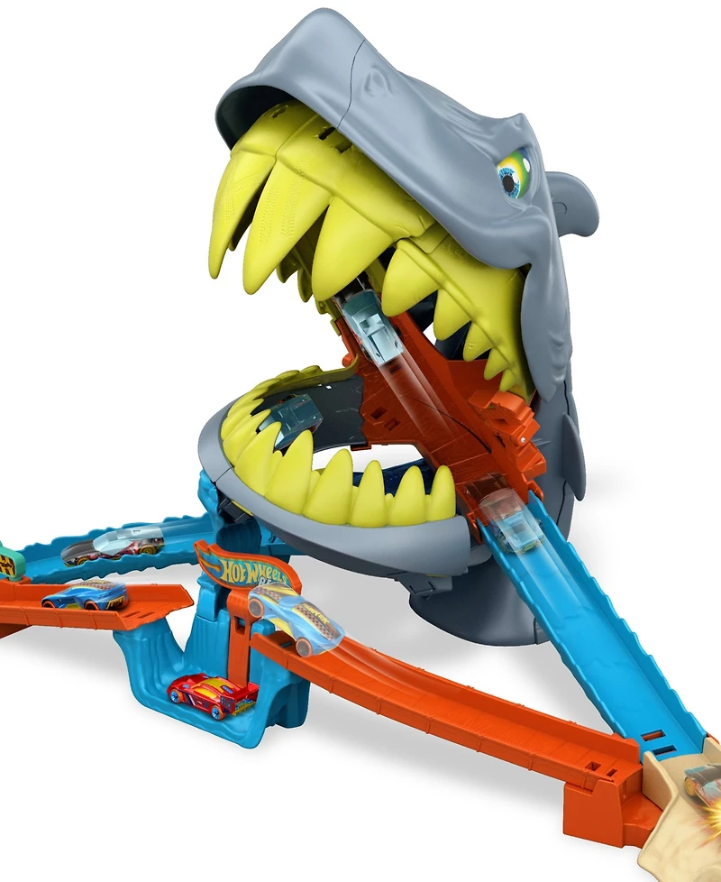 Hot Wheels City Shark Chomp Beach Playset