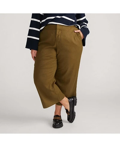 Universal Standard Plus Size Courtyard Linen Capris