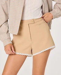 Astr the Label Women's Kya Zippered Shorts