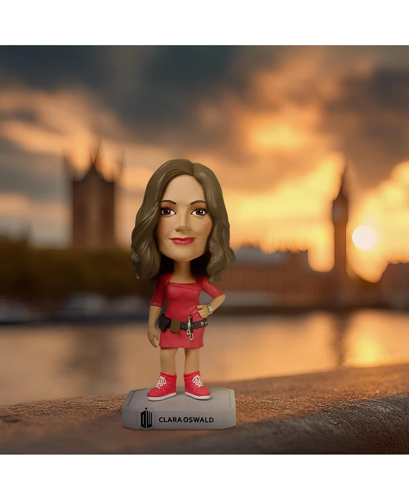 Funko Doctor Who Clara Oswald Wacky Wobbler Bobble Head