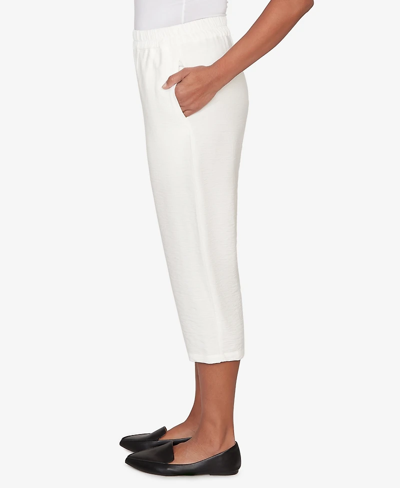 Alfred Dunner Women's Crowd Pleaser Floral Embroidered Relaxed Capri Pants