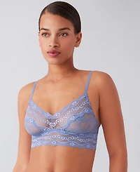 b.tempt'd by Wacoal Women's Lace Kiss Bralette 910182