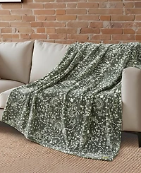 Lucky Brand Clovers Plush Throw, 50" x 70"