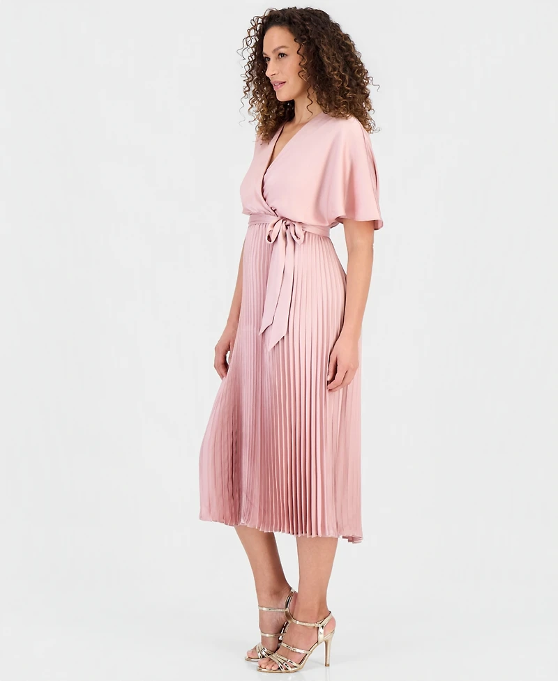 Sandra Darren Women's Pleated Flutter-Sleeve Dress