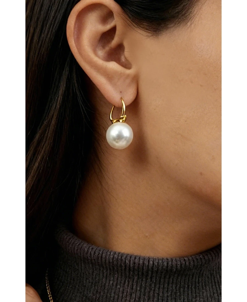 Retro Chic Pearl Earrings