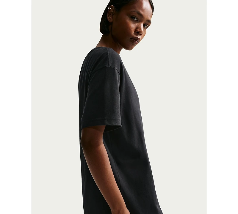 Nike Women's Sportswear Crewneck T-Shirt