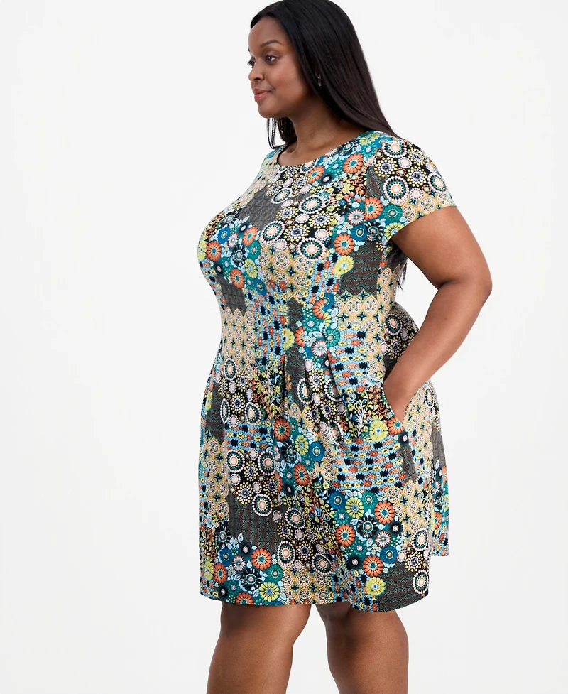 Connected Plus Printed Round-Neck Short-Sleeve Dress