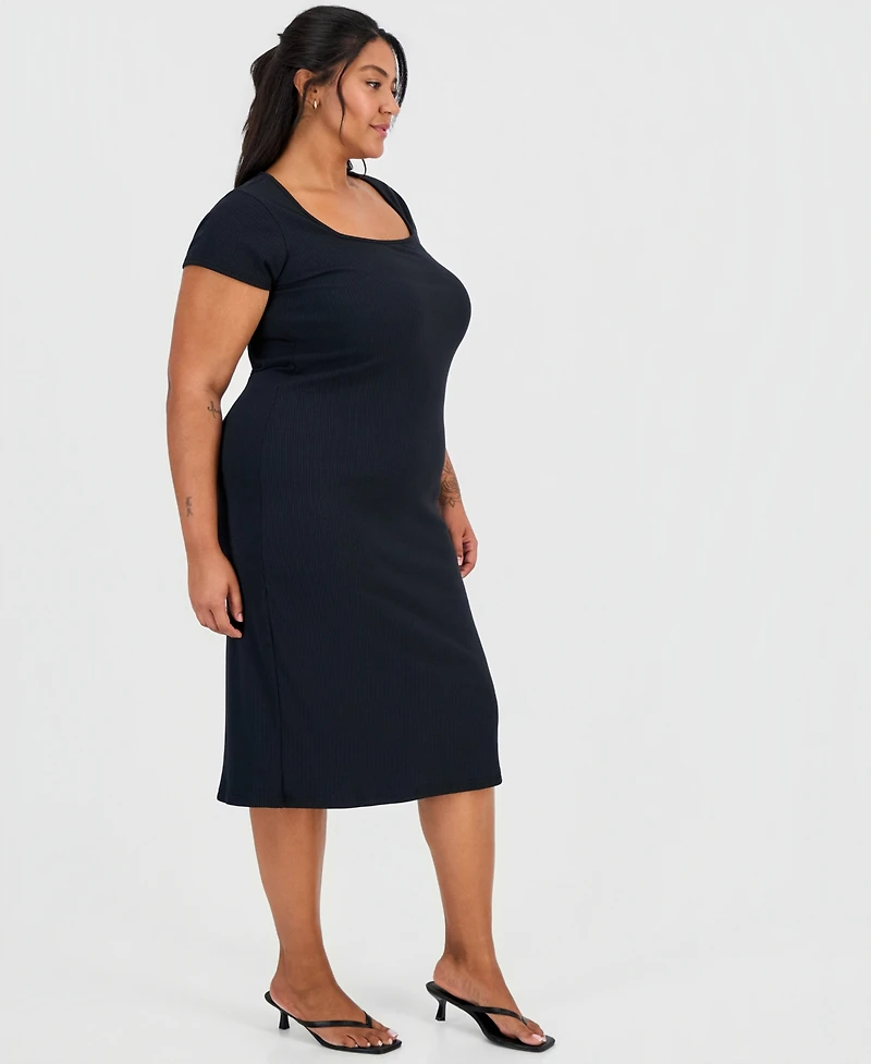Full Circle Trends Trendy Plus Short-Sleeve Square-Neck Bodycon Dress