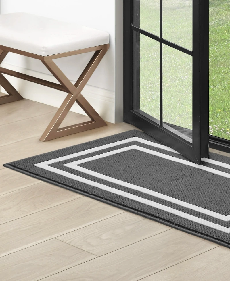 Jean Pierre New York Double Border Runner Rug, 26" x 45"