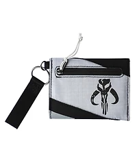 Star Wars: The Mandalorian Men's Din Djarin The Mandalorian Tri-fold Wallet with Keychain Clip
