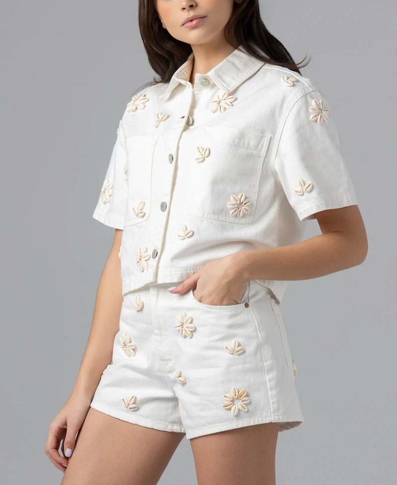 Blank Nyc Women's Sea Shell Applique Detail Collared Cropped Denim Shirt