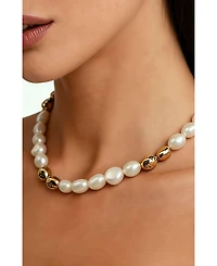 Retro Chic Eden Pearl Necklace