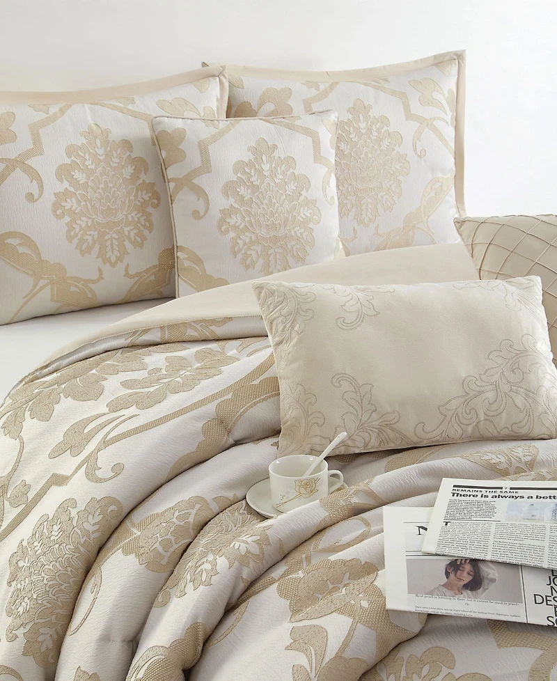 Stratford Park Maddix Floral 7-Pc. Comforter Set