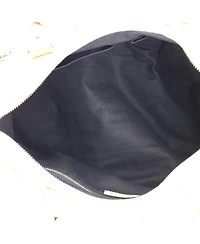 Pre-Owned Balenciaga Small City Classic Studs Bag Leather