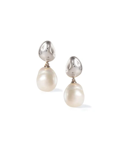 Retro Chic Eden Pearl Drop Earrings