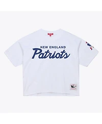 Mitchell & Ness Women's White New England Patriots Head Coach Cropped T-Shirt