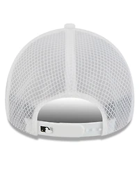 New Era Men's White Chicago White Sox 2026 Batting Practice Apex 9FORTY Adjustable Trucker Hat