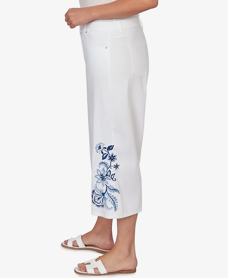 Ruby Rd. Plus Embroidered Hem Denim Capri Pants