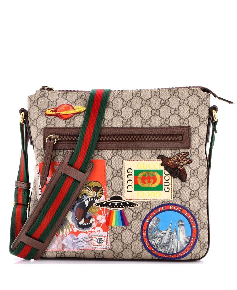 Pre-Owned Gucci Medium Courrier Zip Messenger Gg Coated Canvas with Applique