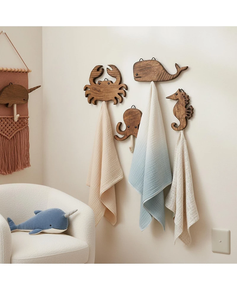 Yigii Sea Life Wooden Wall Hooks Set of 4 Handmade Animal Decorative Hooks for Nursery Beach Room