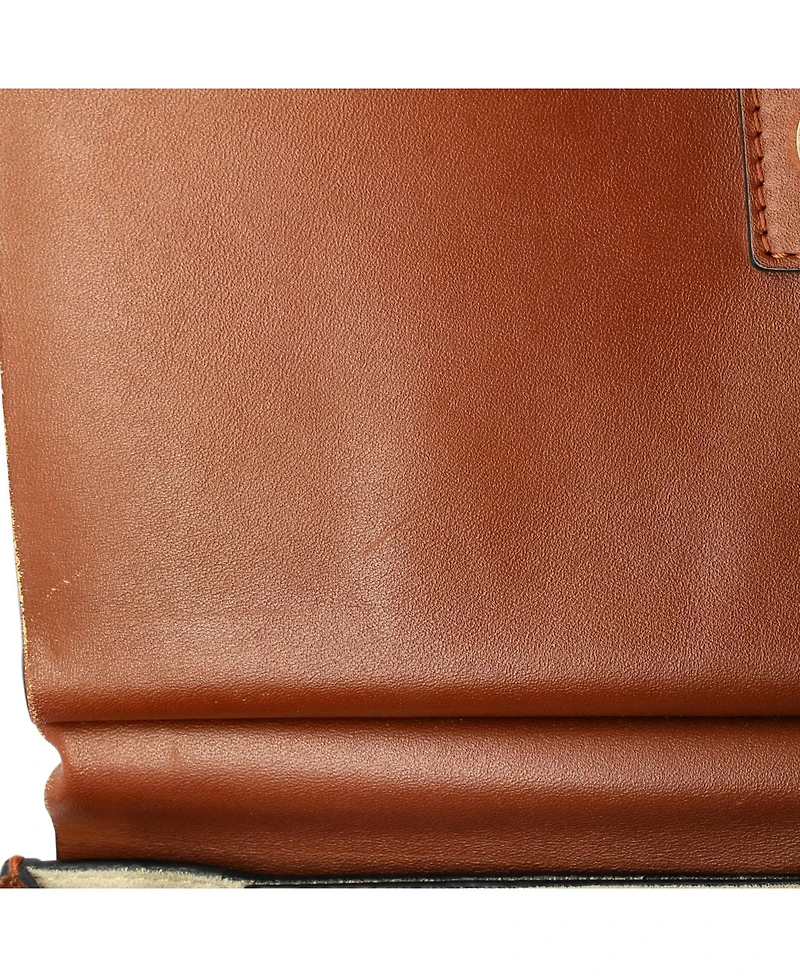 Pre-Owned Chloe Medium Faye Shoulder Bag Leather and Suede