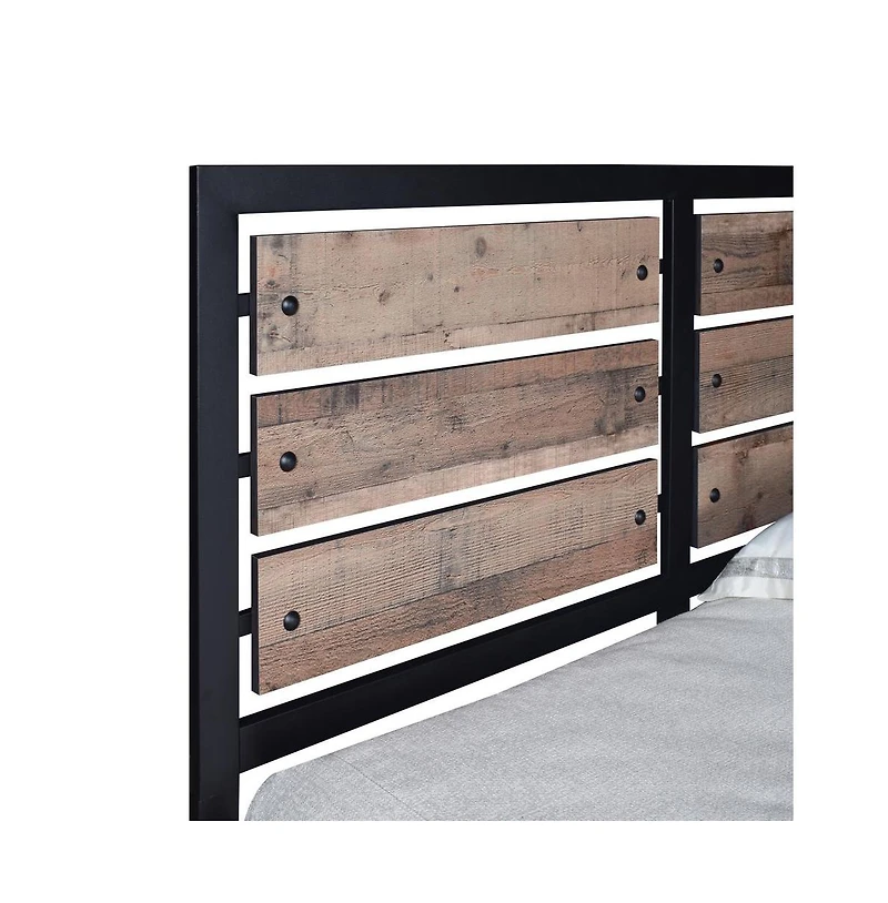 New Classic Furniture Elk River Wood Bed