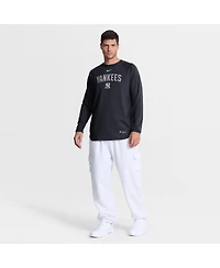 Nike Men's Navy New York Yankees Authentic Collection Raglan Dri-fit Sweatshirt