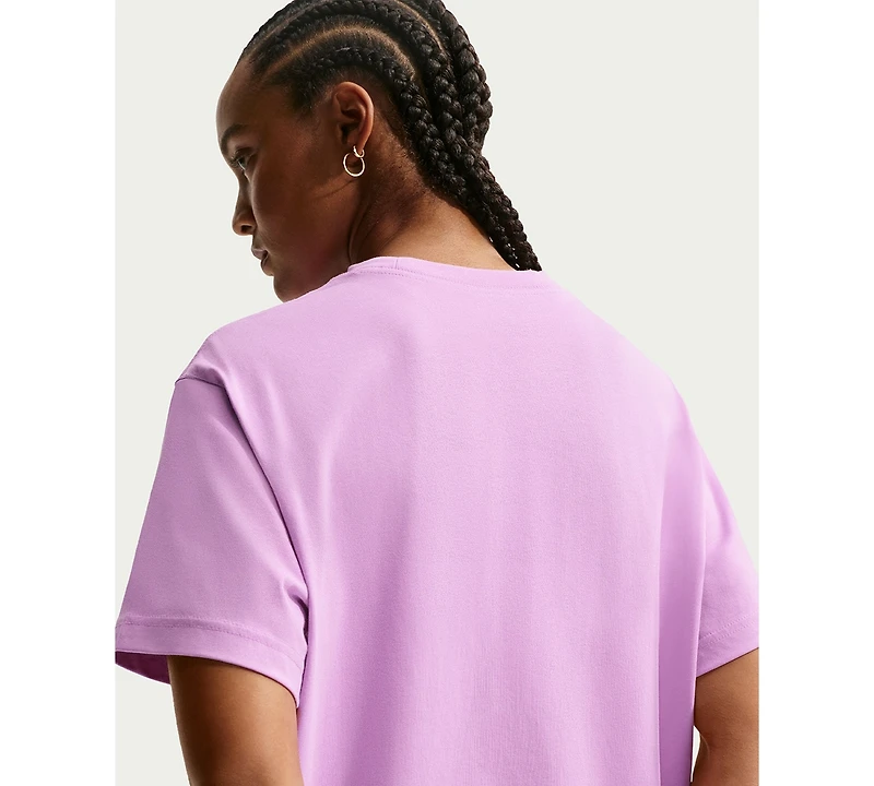 Nike Women's Sportswear Crewneck T-Shirt