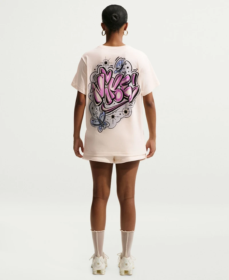 Nike Women's Sportswear Classic Oversized T-Shirt