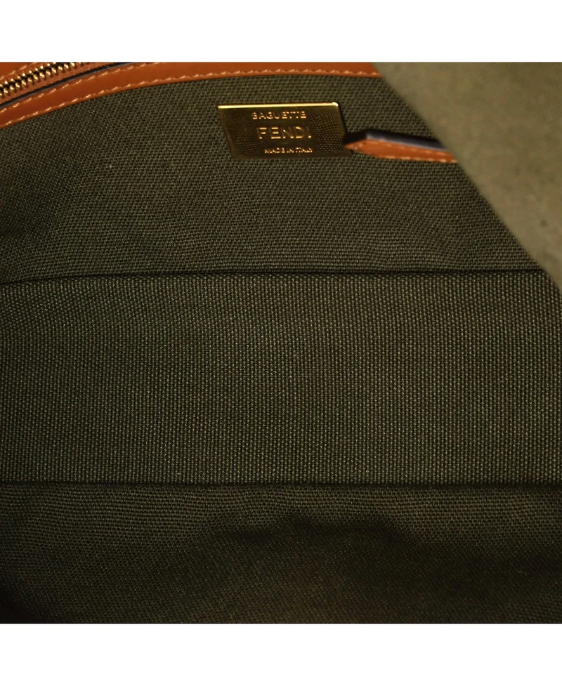 Pre-Owned Fendi Medium Baguette Nm Bag Zucca Embroidered Canvas