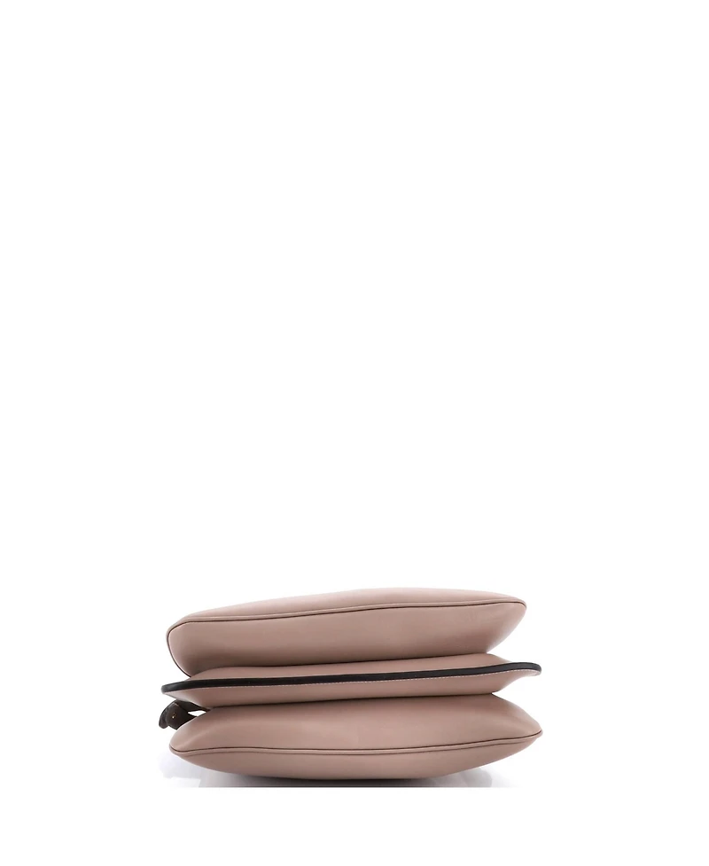 Pre-Owned Fendi Medium Soft Peekaboo ISeeU Bag Leather