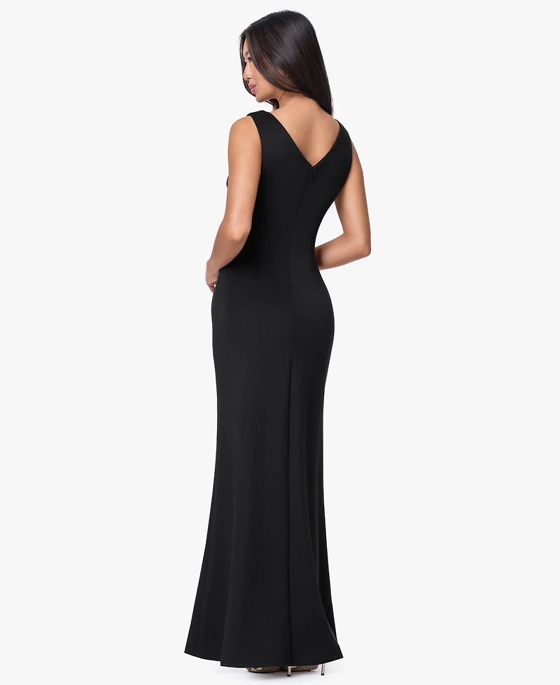 B&A By Betsy and Adam Women's Techno Scuba V-Neck Gown