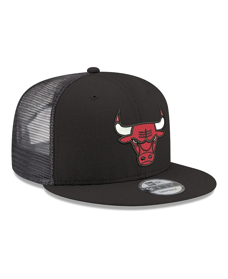 New Era Men's Black Chicago Bulls Core Logo Meshback 9FIFTY Snapback Hat