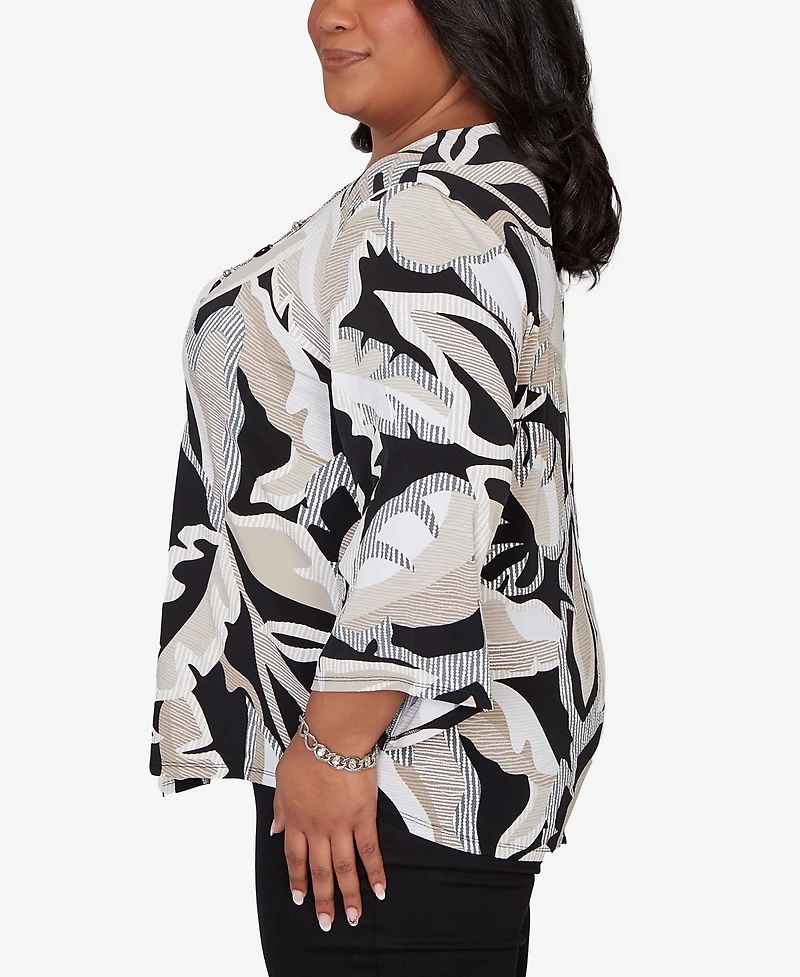 Alfred Dunner Plus Detail Driven Texture Leaves Pointed Hem Top with Necklace
