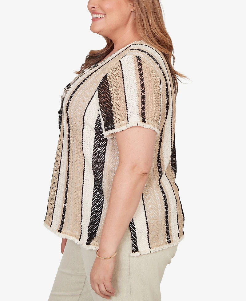 Alfred Dunner Plus Detail Driven Textured Spliced T-Shirt with Necklace