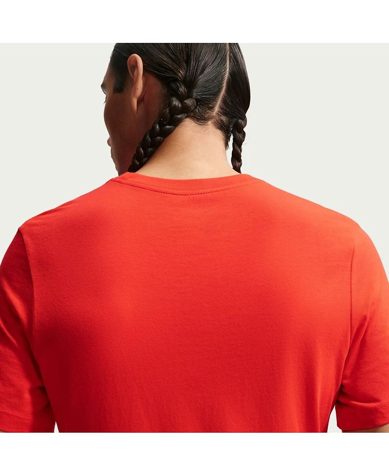 Nike Men's Red England National Team Crest T-Shirt