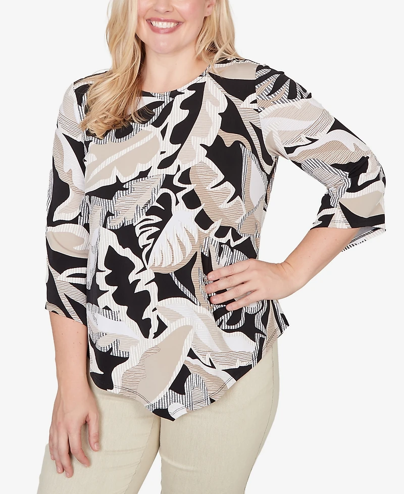 Alfred Dunner Petite Detail Driven Texture Leaves Pointed Hem Top with Necklace