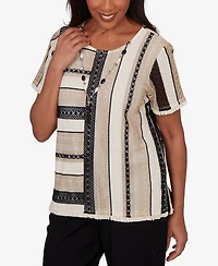 Alfred Dunner Petite Detail Driven Textured Spliced Crewneck T-Shirt with Necklace
