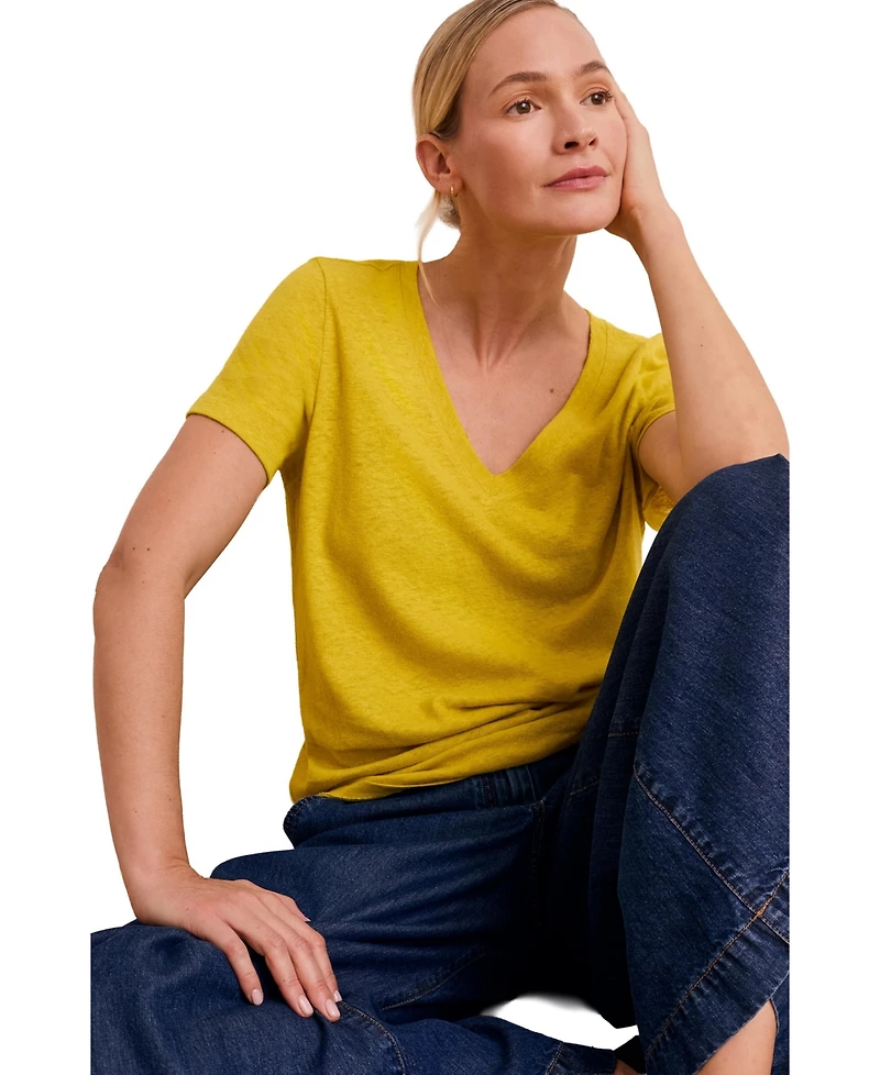 Celtic & Co. Women's Relaxed V-Neck Linen Blend T-Shirt