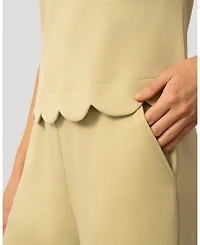 Cable & Gauge Women's Scallop Trim Top and Capri Pant Set