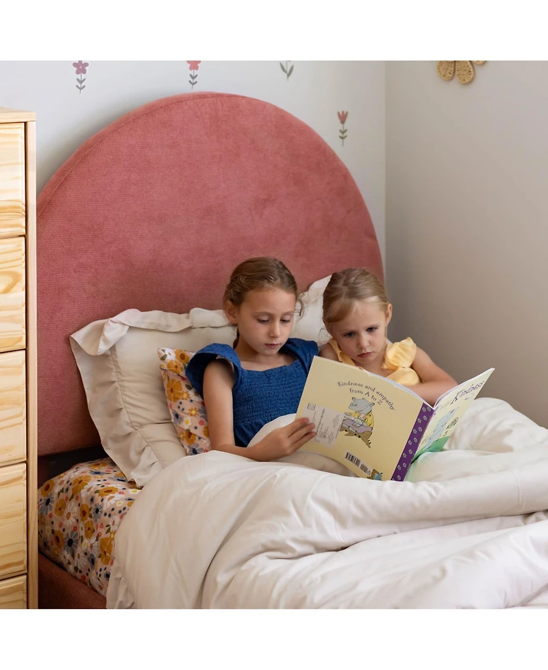Max and Lily Upholstered Bed with Arch Headboard (Twin