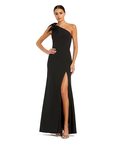 Mac Duggal Petite Crepe One Shoulder Gown With Bow