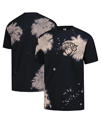 New Era Men's Black York Knicks Injection Bleached Out Raw Edge Oversized T-Shirt
