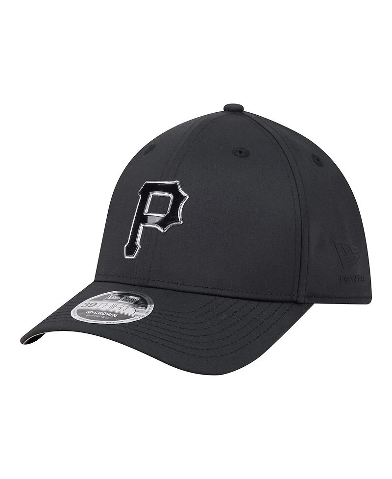 New Era Men's Black Pittsburgh Pirates Metallic 39THIRTY M-Crown Flex Hat