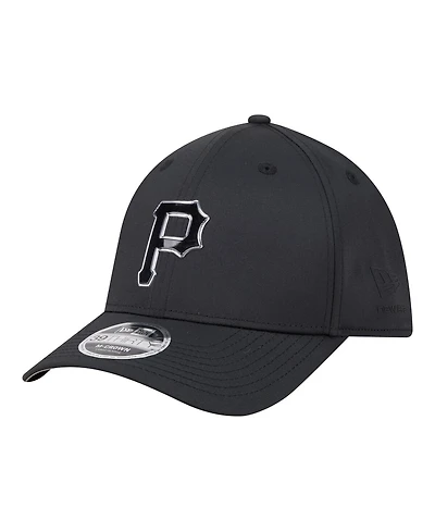 New Era Men's Black Pittsburgh Pirates Metallic 39THIRTY M-Crown Flex Hat