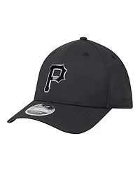 New Era Men's Black Pittsburgh Pirates Metallic 39THIRTY M-Crown Flex Hat